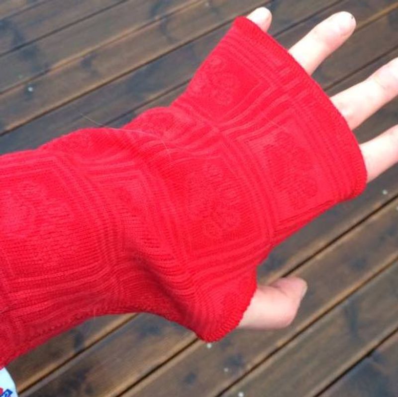 Canelana ull pulsvarmere med potemønster